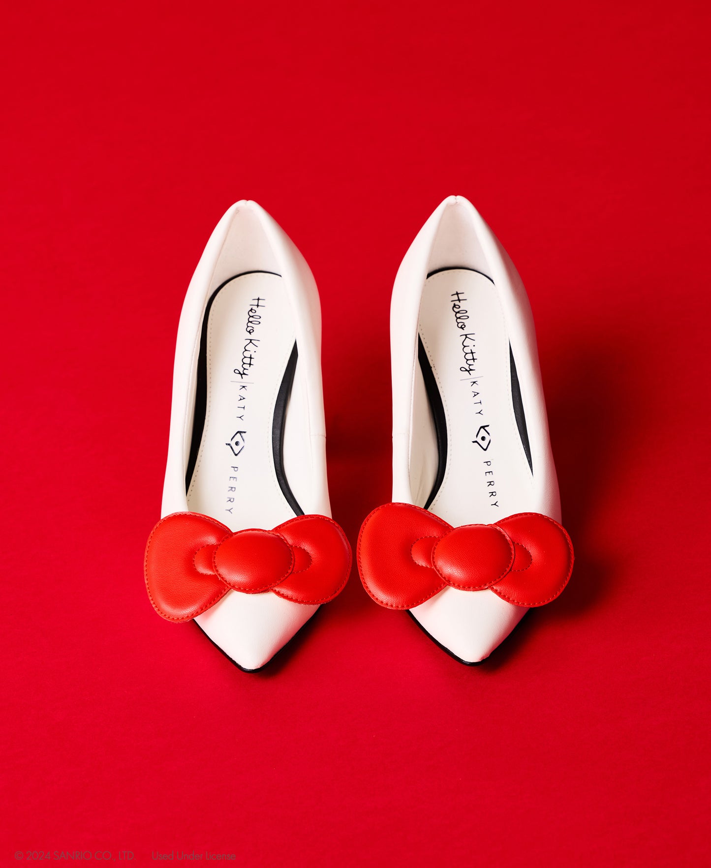 THE HELLO KITTY ® BOW HEEL
