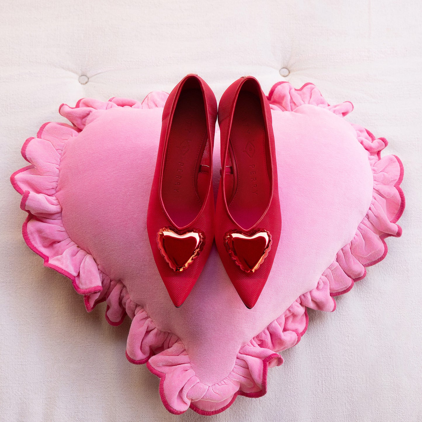 THE TRENDYGURL WEDGE HEART PUMP