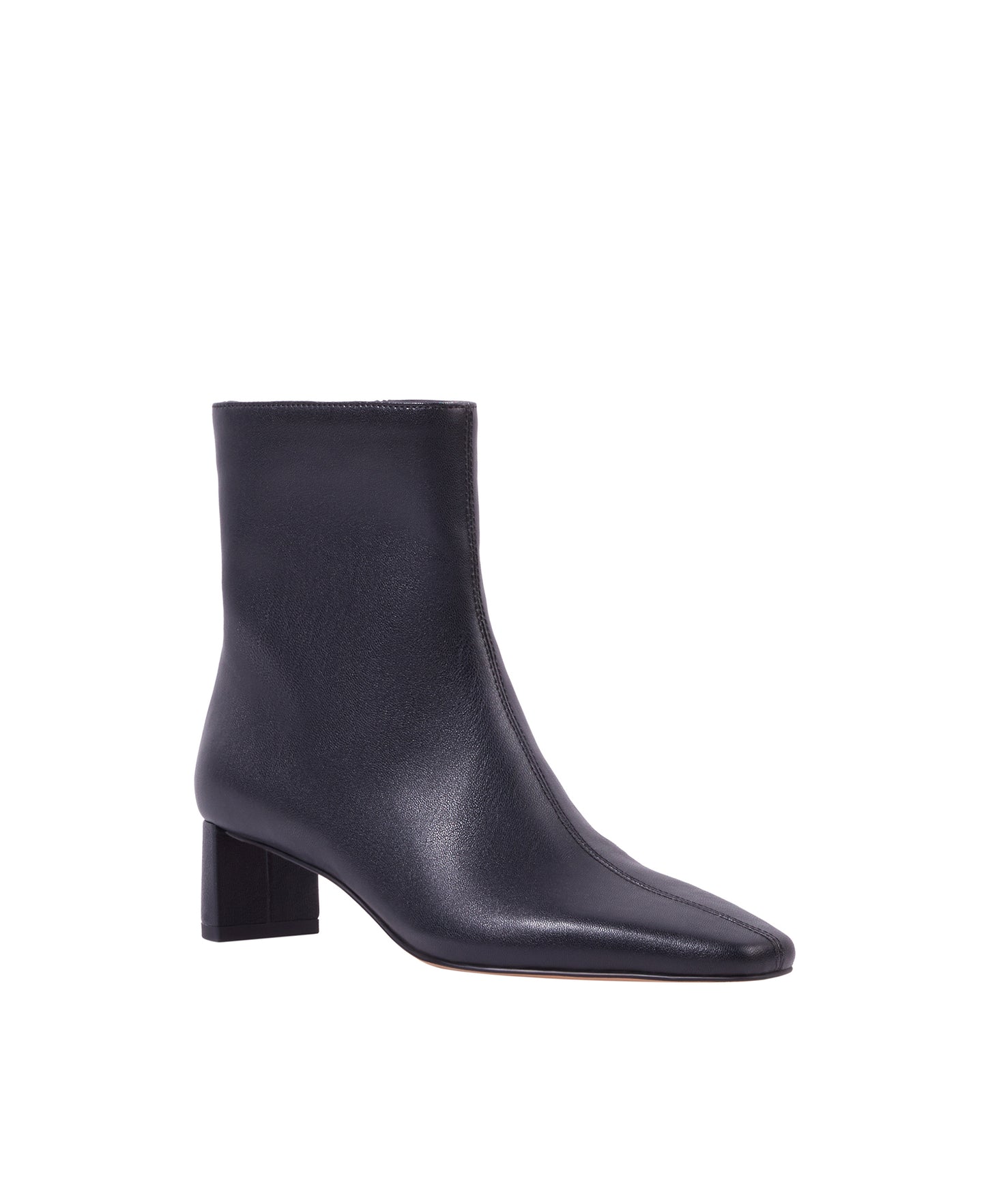 THE WANDERERING BOOTIE