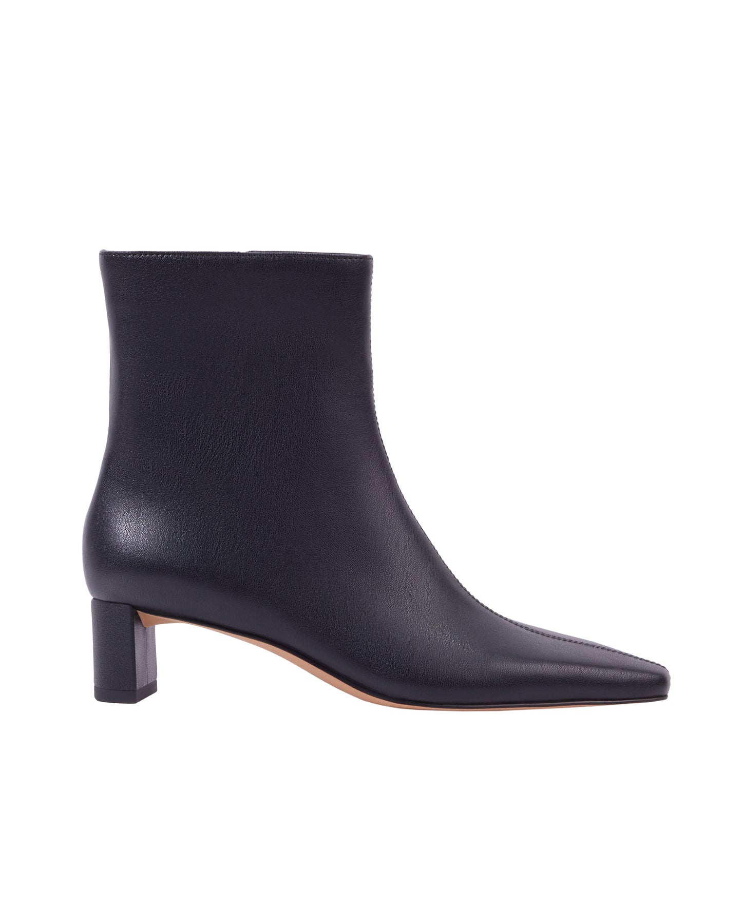 THE WANDERERING BOOTIE