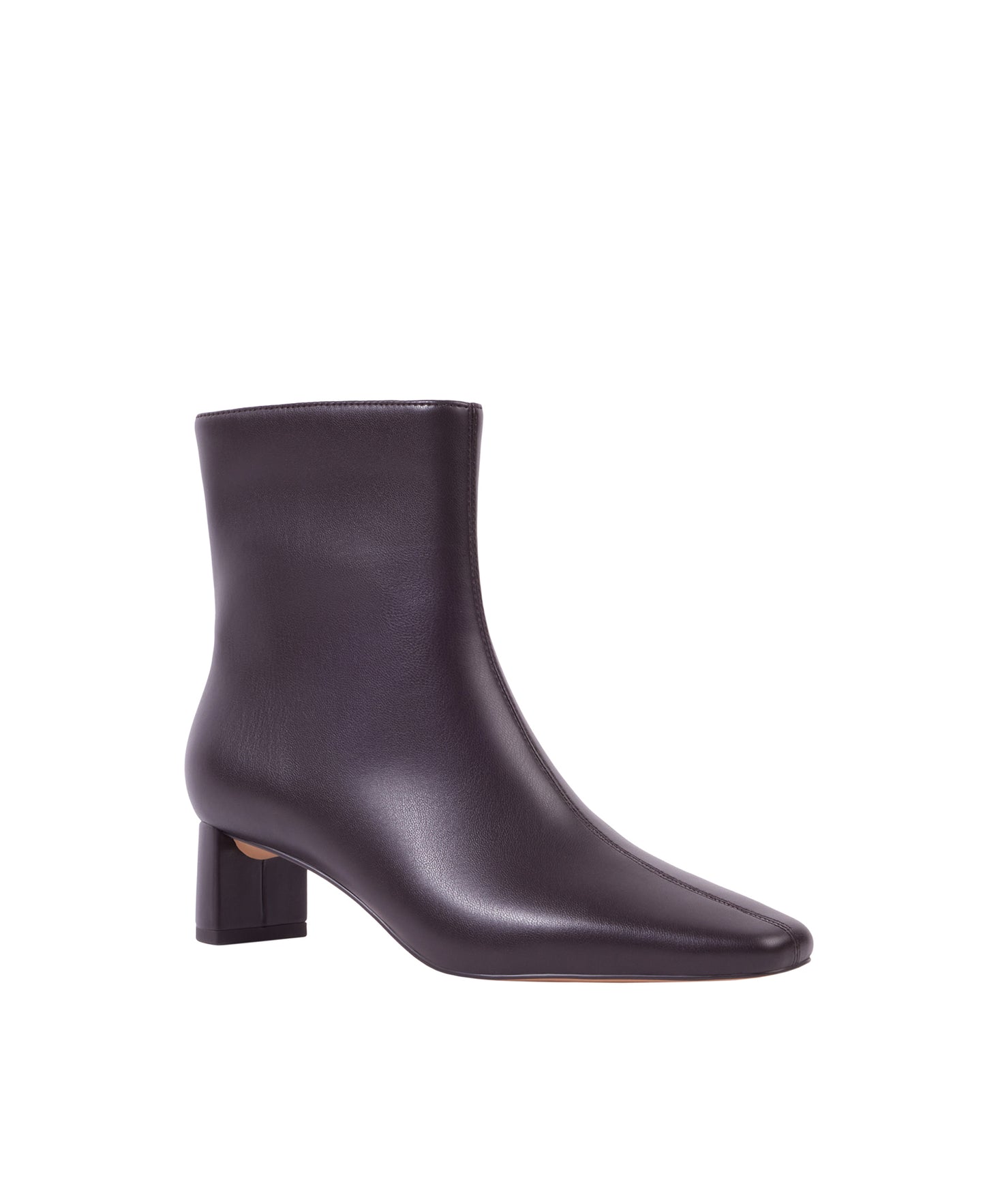 THE WANDERERING BOOTIE