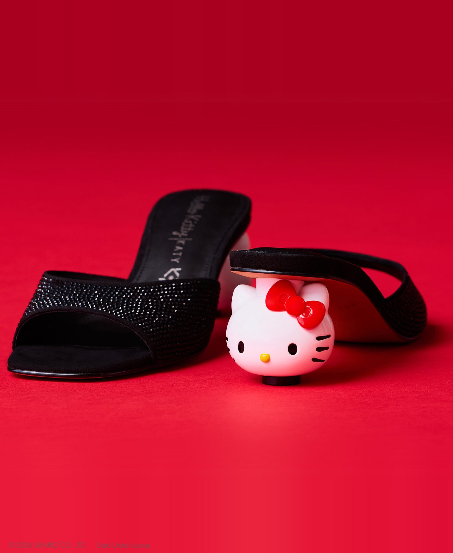 Hello Kitty black low heel